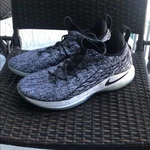 LeBron 15 Low